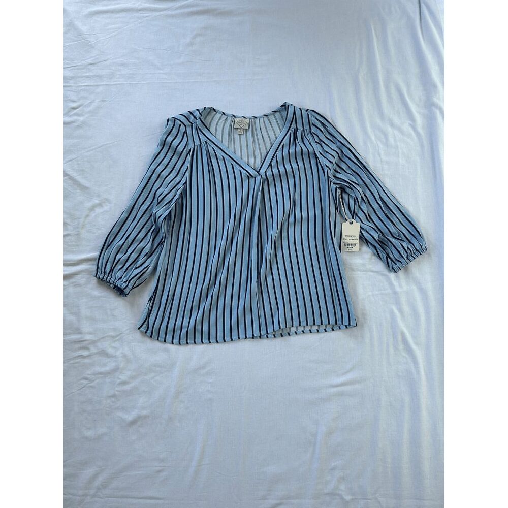 St. John's Bay Long Sleeve V-neck Blue Striped Shirt, Medium, Office, Dressy NWT